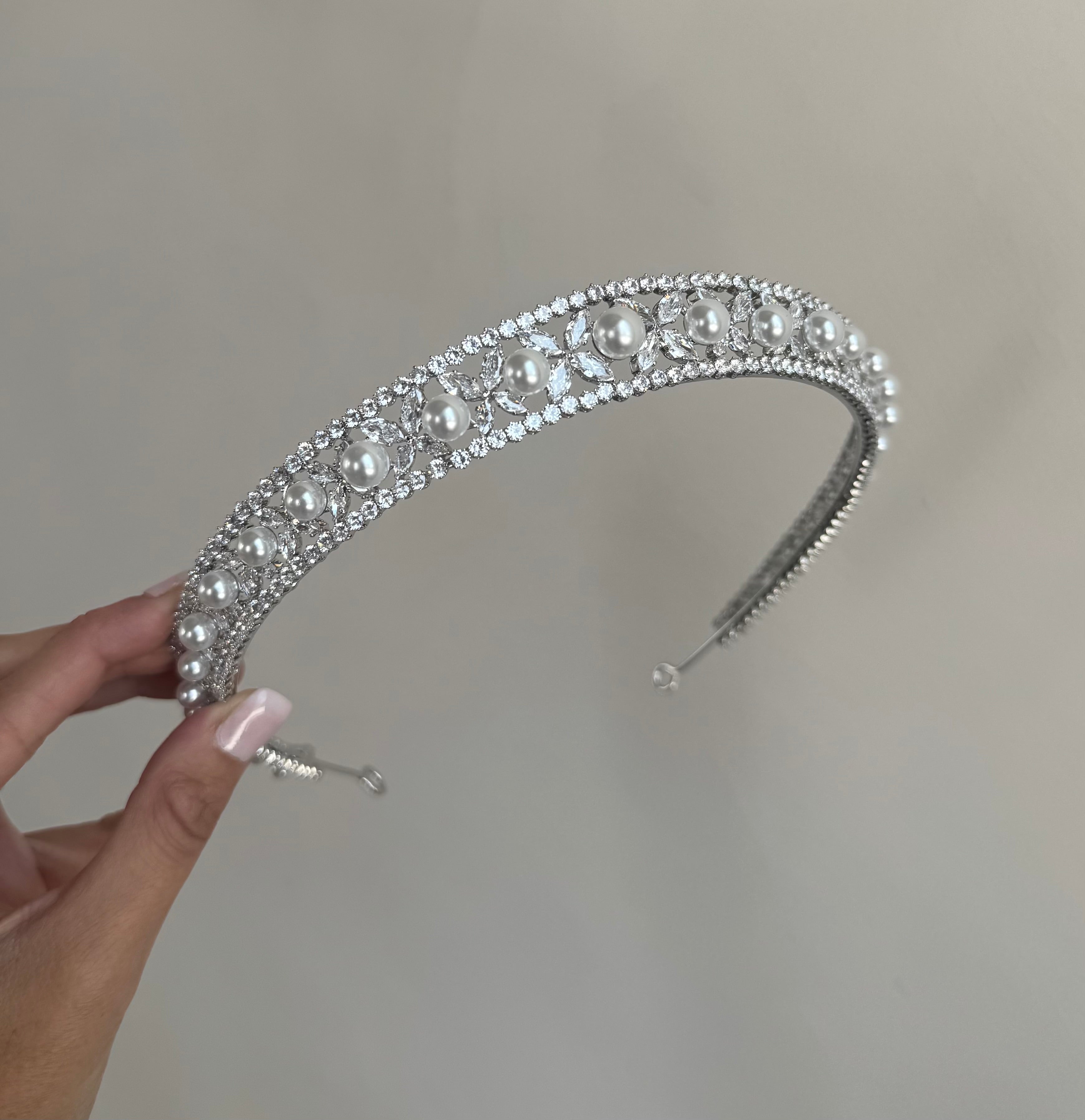 ROSA - Simulated Diamonds and Pearls Tiara - RTS