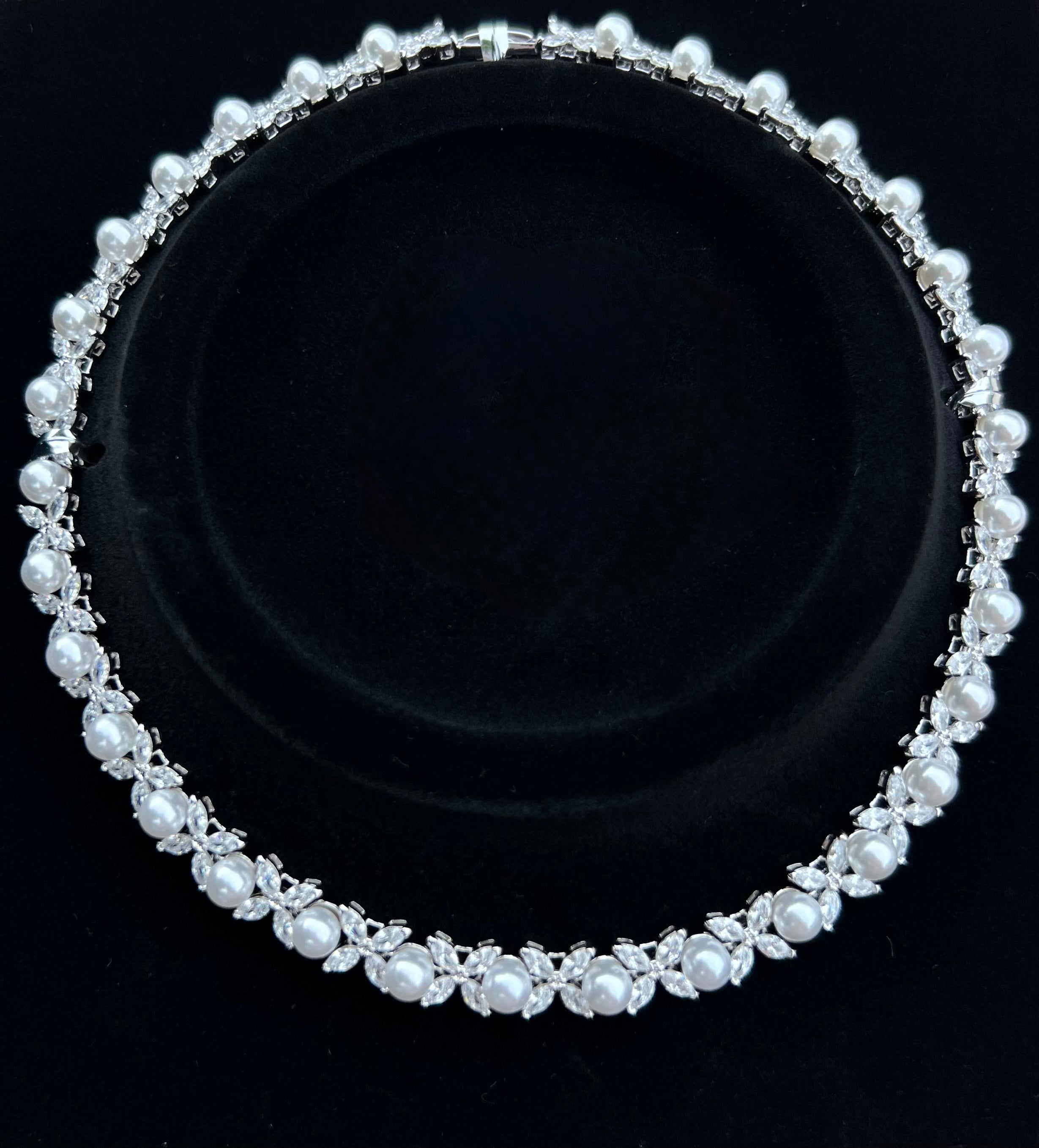 OPHELIA - Simulated Diamonds Jewelry Set