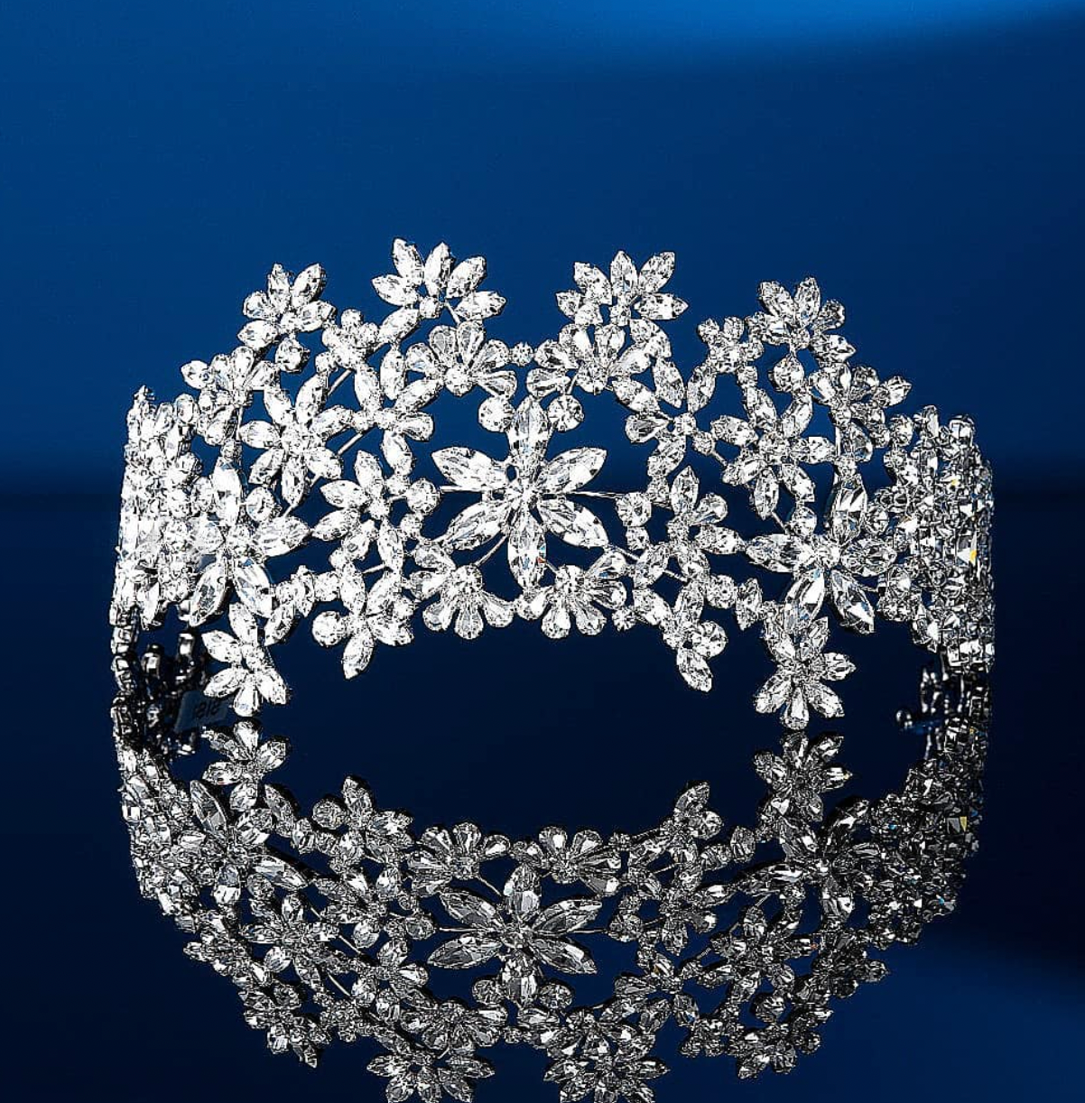 LEAH - Simulated Diamonds Headband