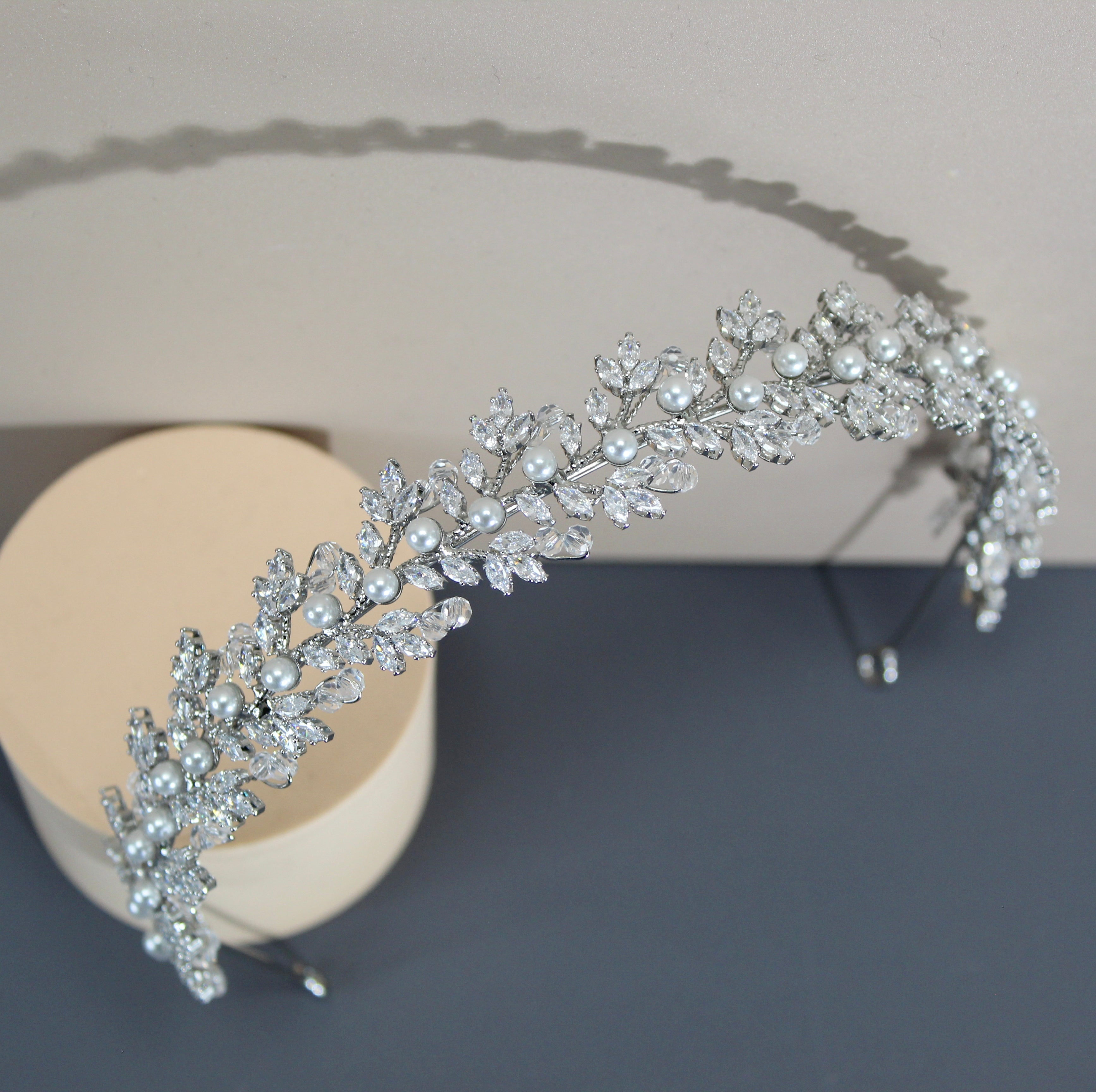 DELILAH - Simulated Diamonds and Pearls Headband