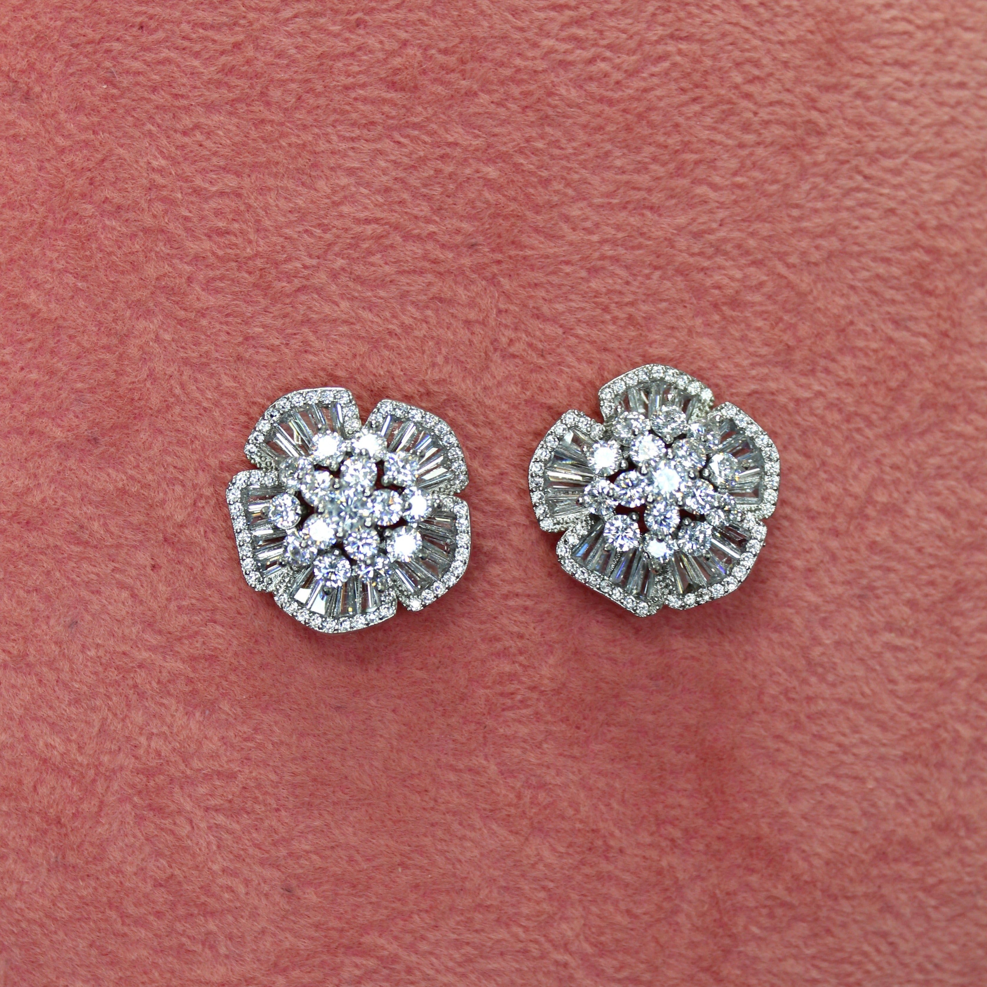 FLEUR - Simulated Diamonds Earrings -RTS