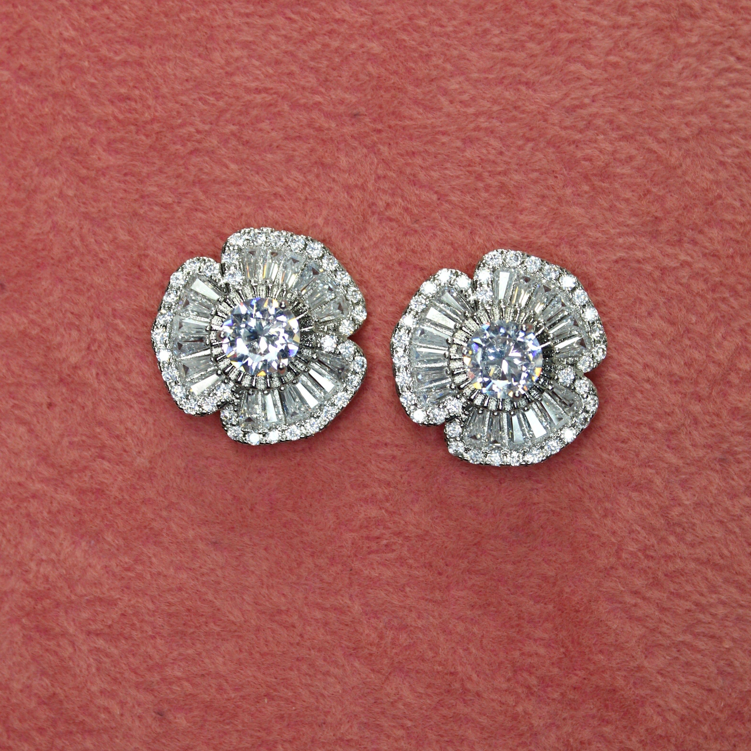 FLORA - Simulated Diamonds Earrings -RTS