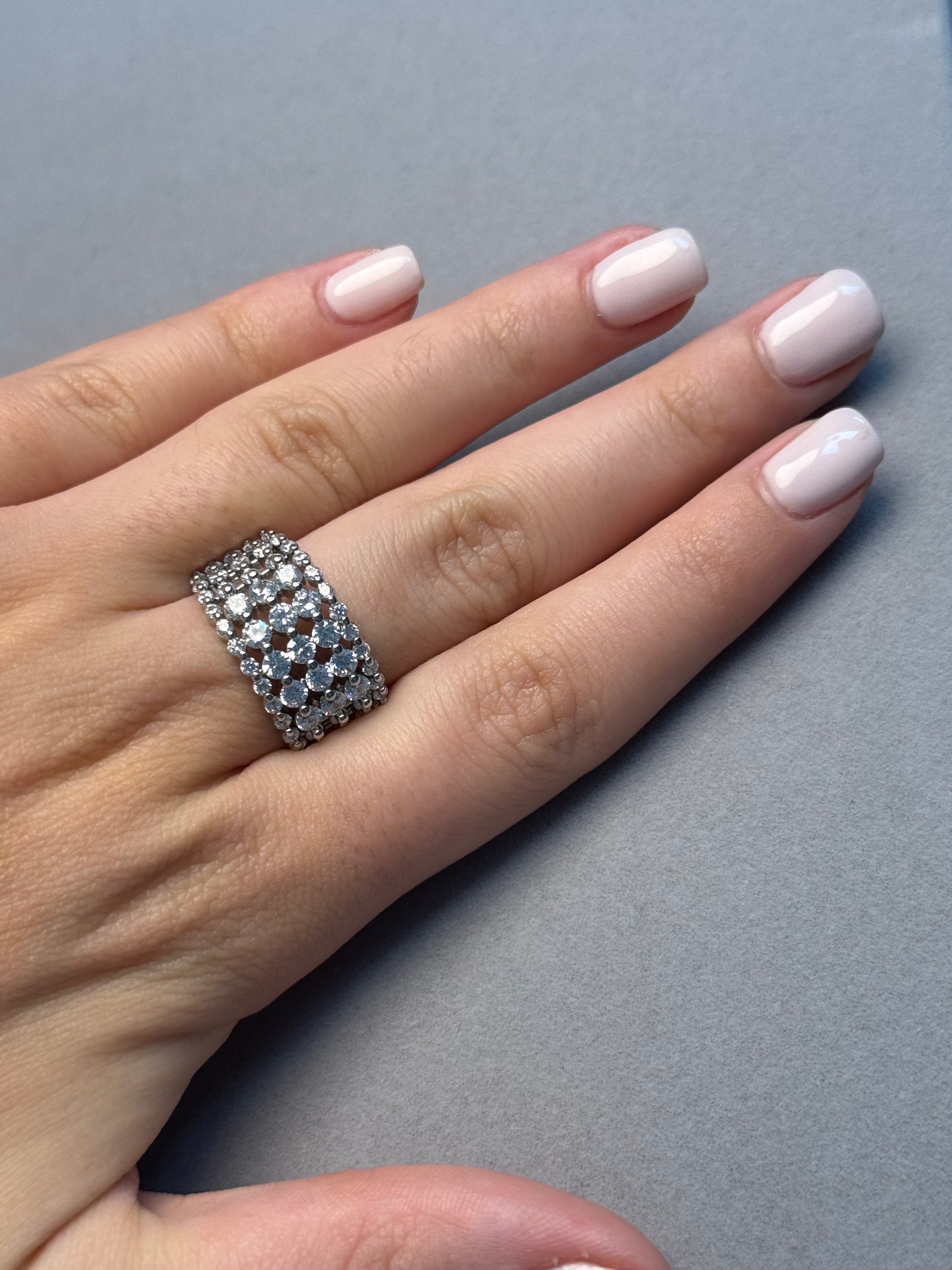POWER PAVE RING