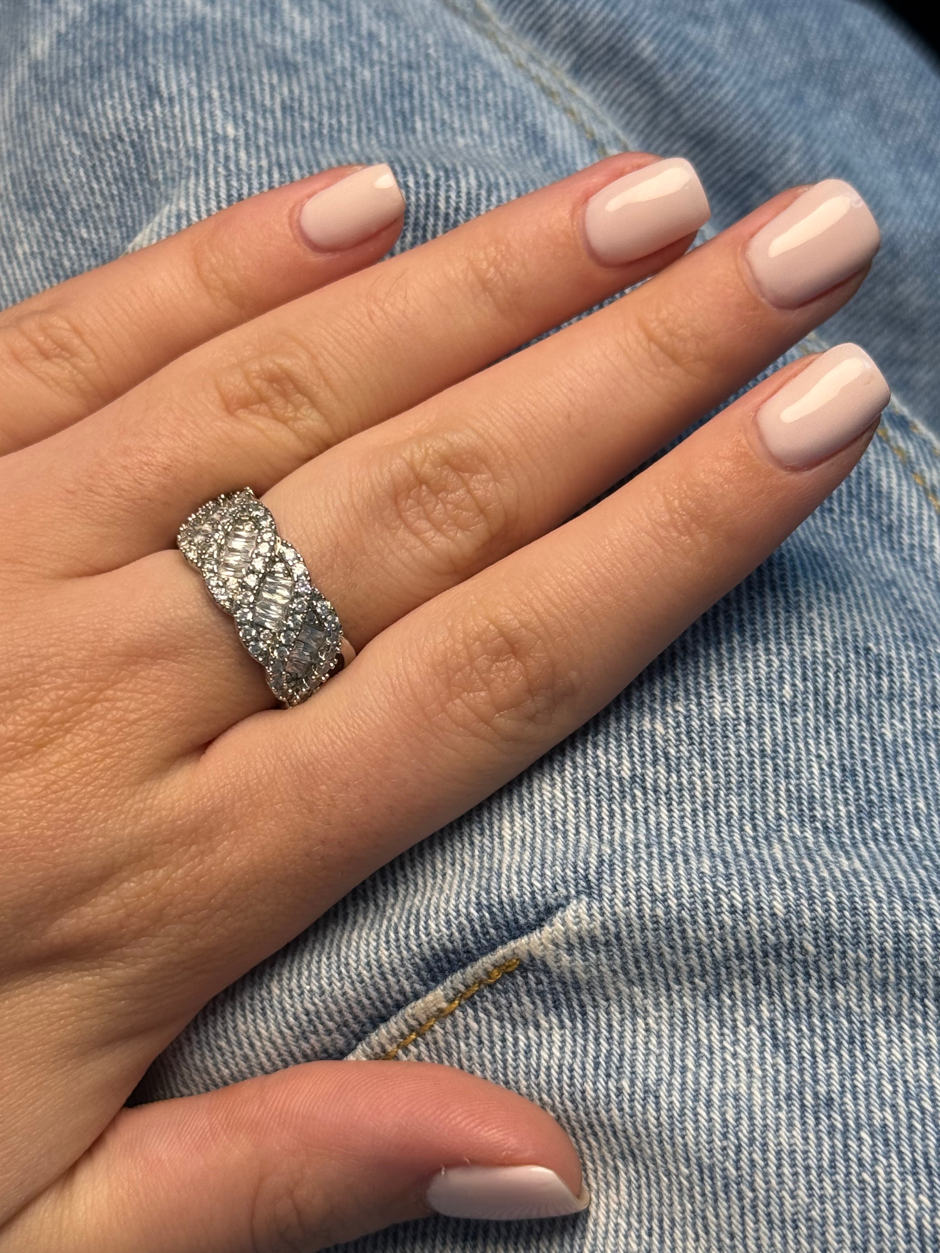 INFINITE BLOOM RING