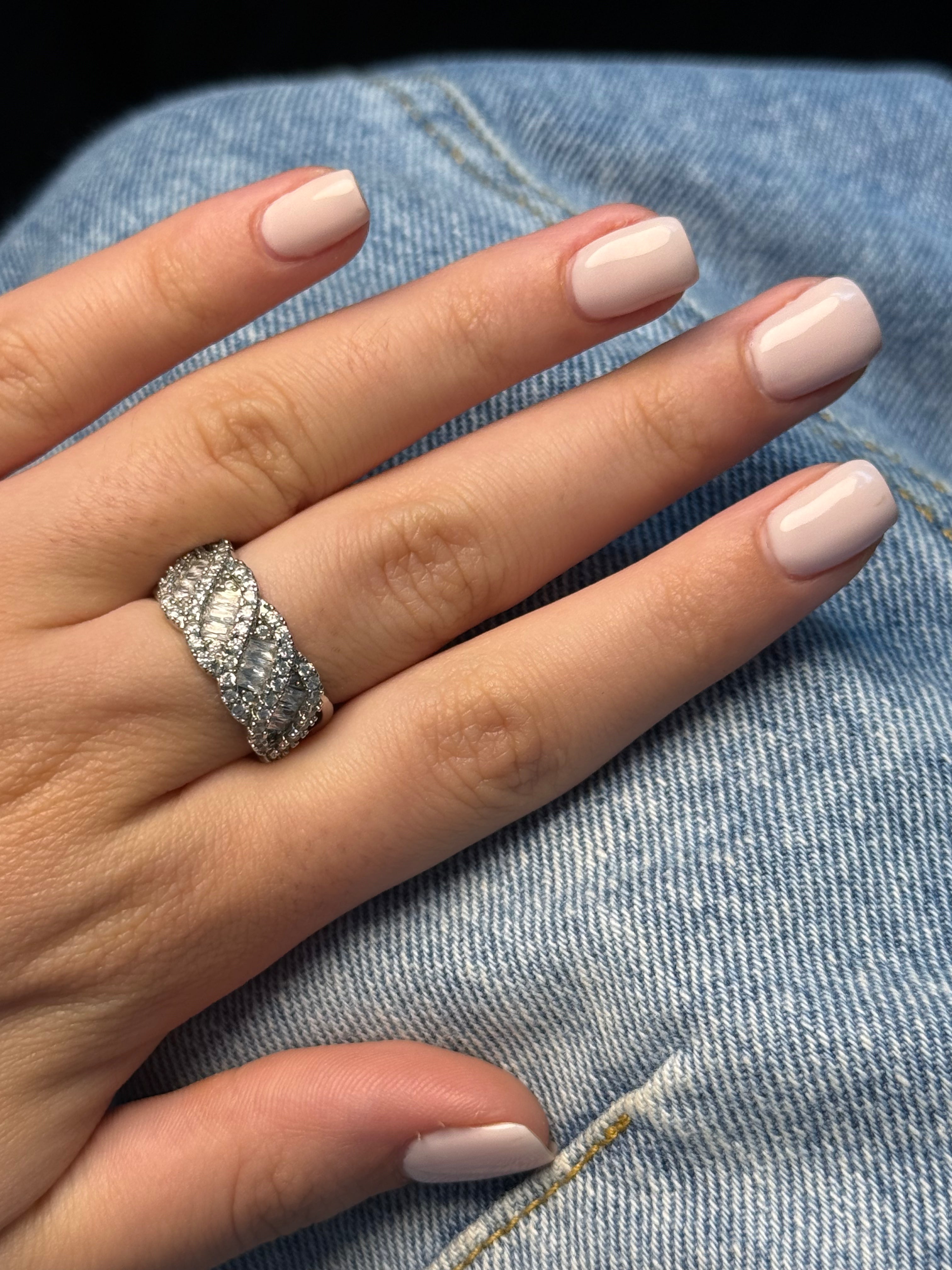 INFINITE BLOOM RING