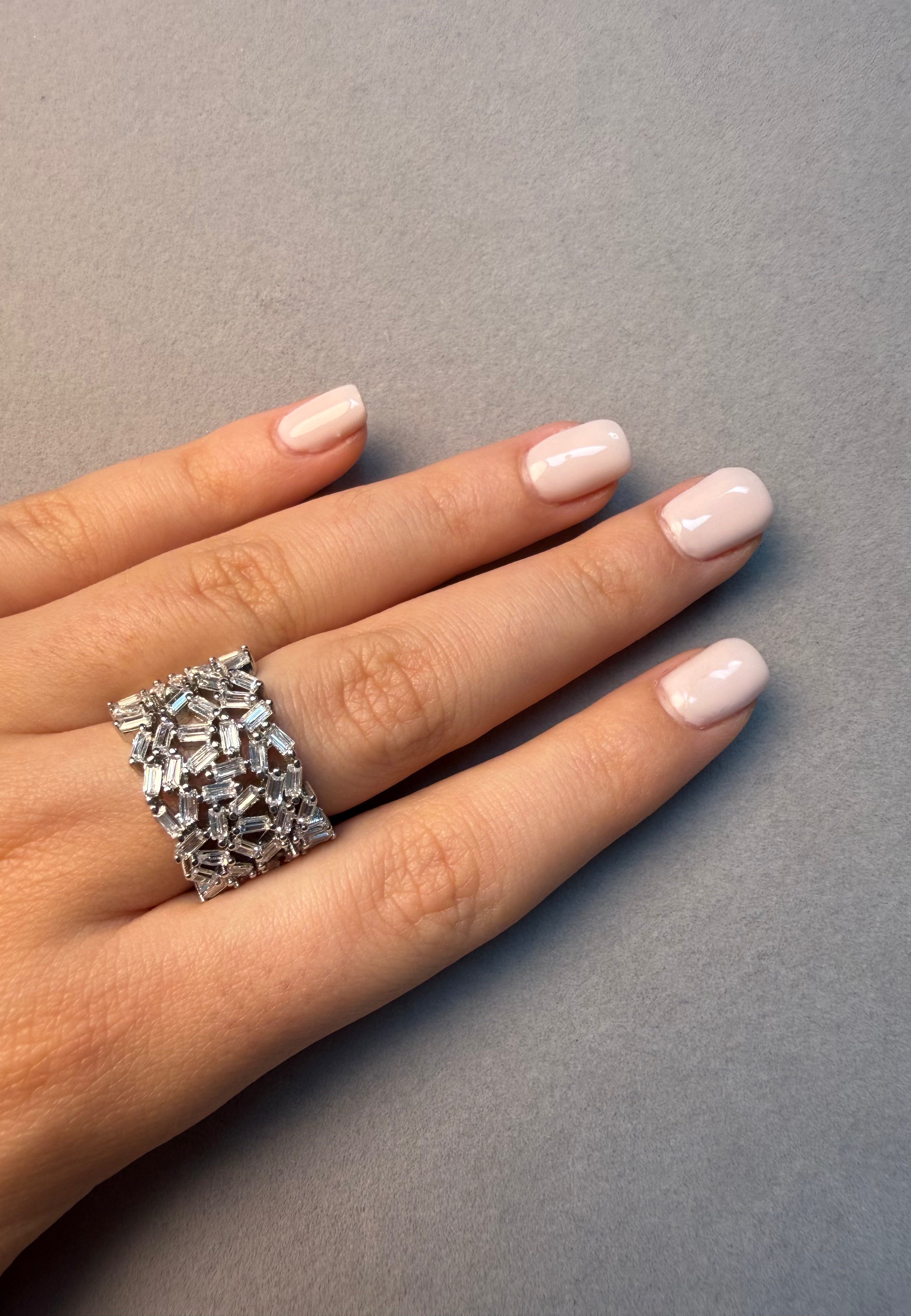 WIDE BAND RING