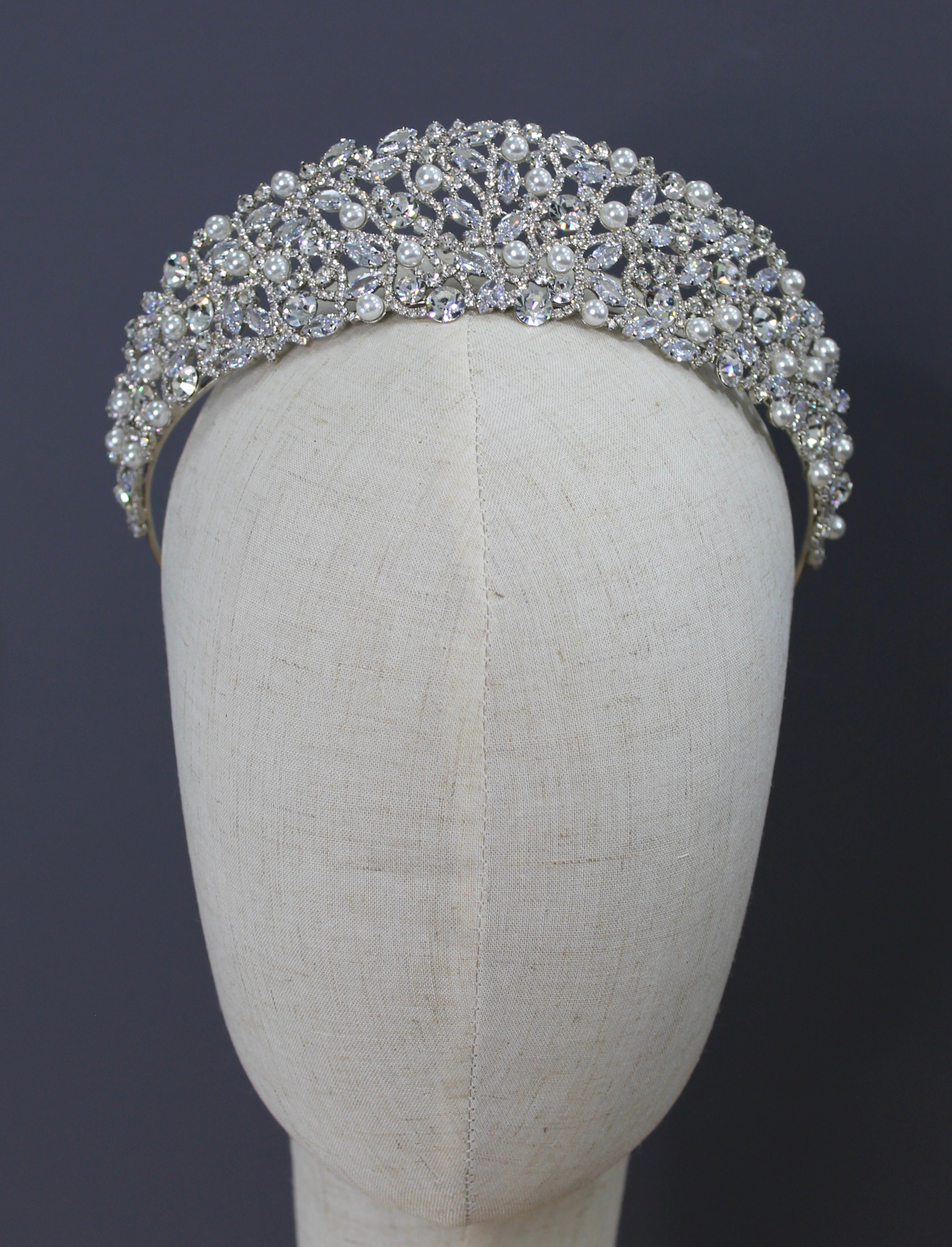 NAOMI - Simulated Diamonds and Pearls Tiara -RTS