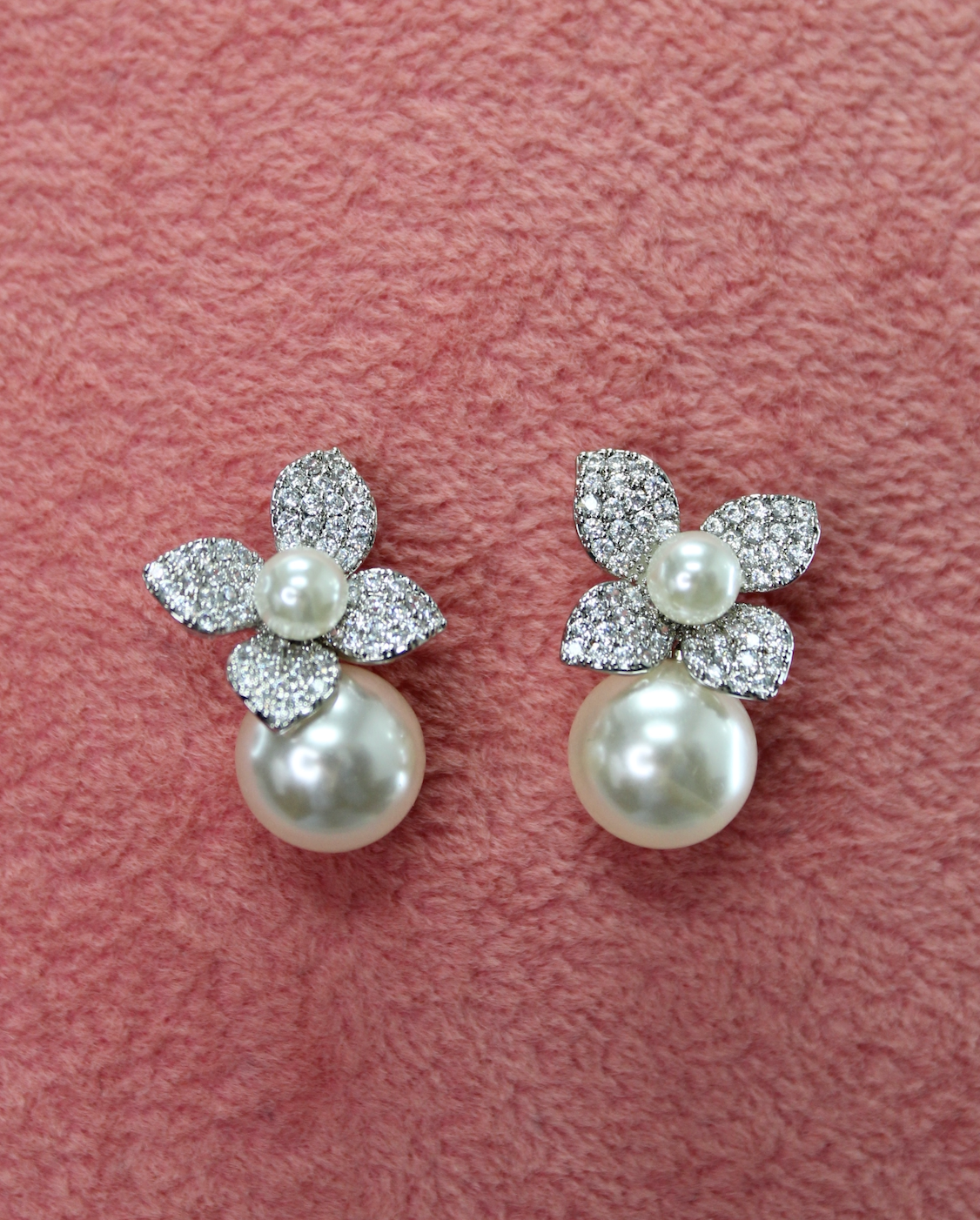 GEMMA - Simulated Diamonds and Pearls Earrings