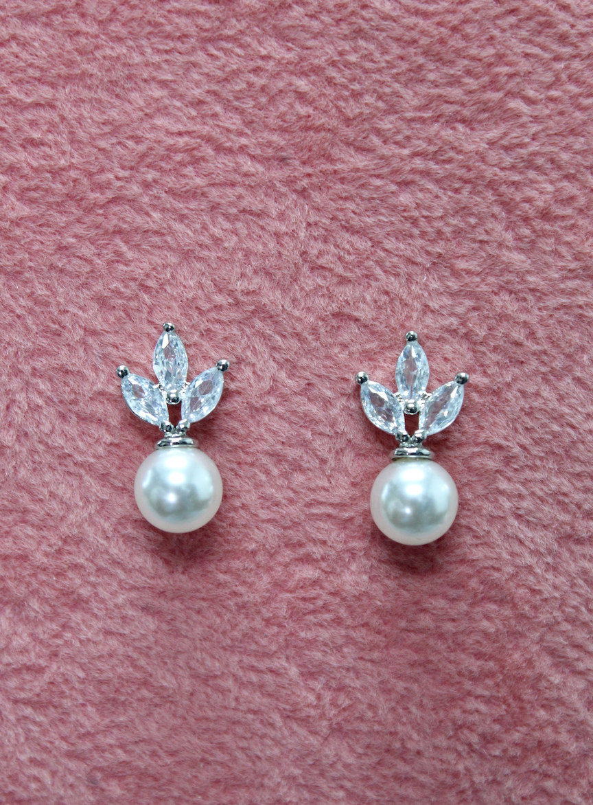 CLEMENCE - Simulated Diamonds and Pearls Earrings -RTS