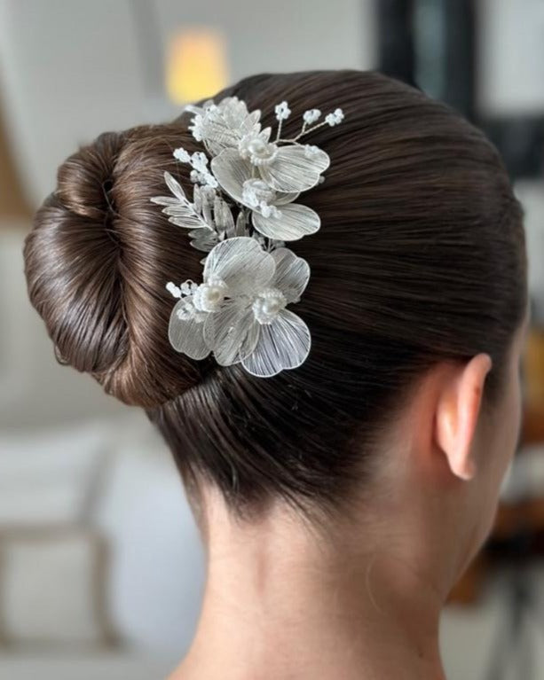 NOELLE - Silver Flower with Pearls Hair Clip